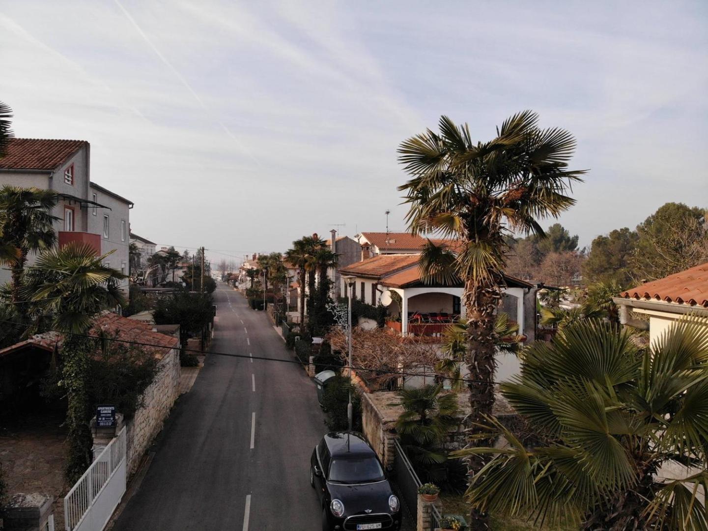 Anamarija Apartments Near The Beach And The Fantastic Adria Sea With Over 10 Small Islands Close By Funtana Bagian luar foto